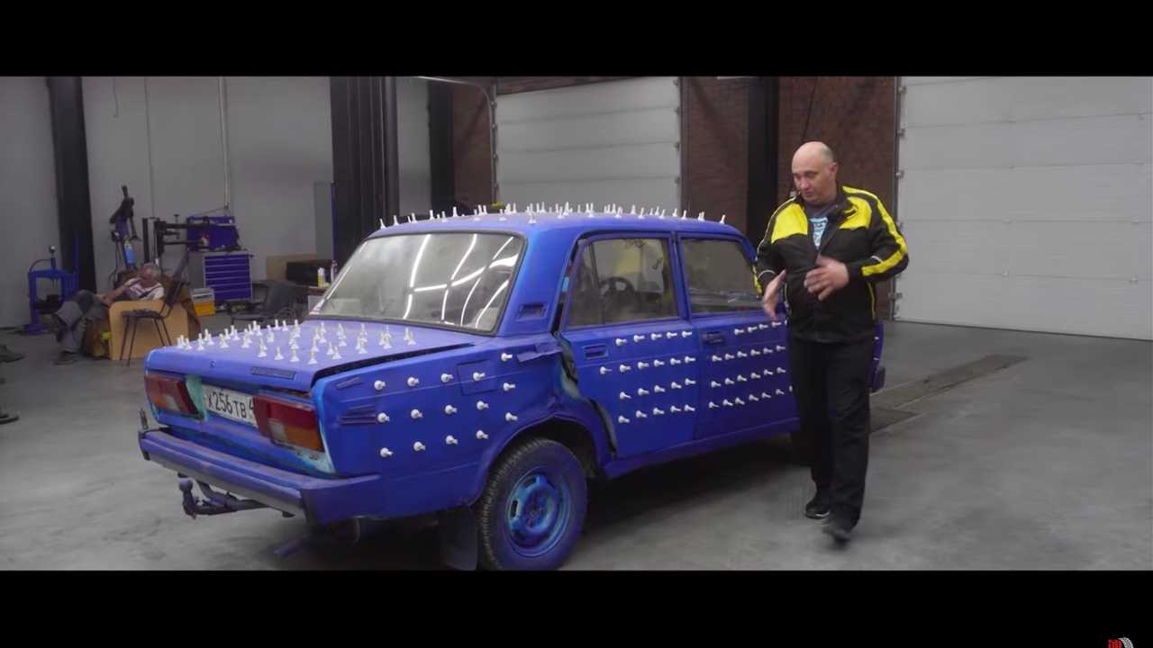 garage-54-led-lights-on-lada-body.jpg